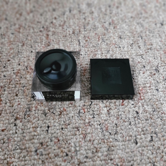 NIB Beekman 1802 Little Black Mask Retired - Picture 2 of 5